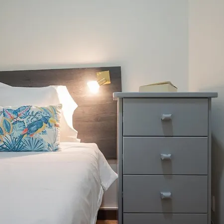 Aposentus - Cest La Vie Oporto