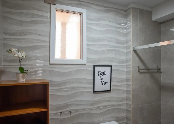 Aposentus - Cest La Vie * Porto