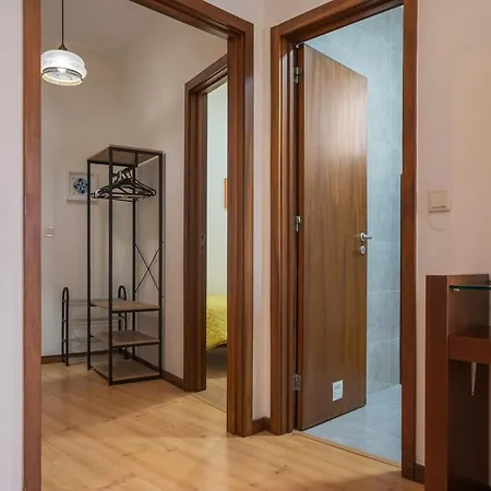 Aposentus - Cest La Vie * Πόρτο